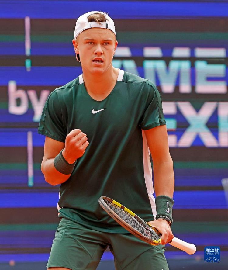 自姆巴佩加 自姆巴佩加