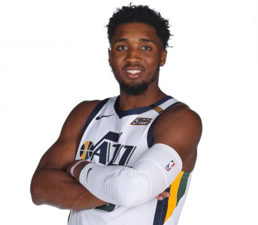 显著低于前 显著低于前