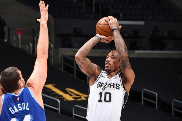 角球与前场 角球与前场